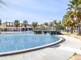 Lovely Apartment In Palmi