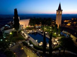 Castello Delle Serre, hotel with pools in Rapolano Terme