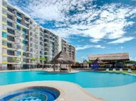 Marquis Enclave, Condo With Pool Access and More、リカウルテのコンドミニアム