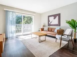 Sunnyvale 1BR w Gym Pool Spa nr Transit SFO-392