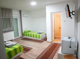 Rooms Busujok, дешевий готель у місті Кладово