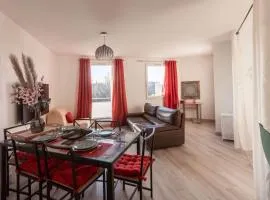 Joli loft équipé, tennis, piscine