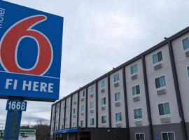 Motel 6-Framingham, MA - Boston West, hotell i Framingham