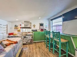 The Clubhouse - Lady Lake Farm Getaway!