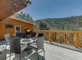 Ruidoso Cabin Rental with Hot Tub Walk to Main!