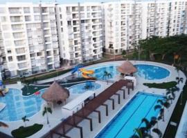 Marquis Enclave, Condo With Pool Access and More, готель у місті Рікаурте