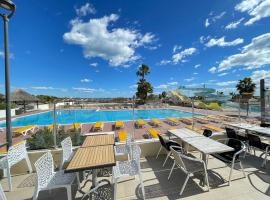 Camping le lac des rêves L'ABRIZEN, hotel na praia em Lattes