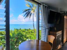 Breezy Beachfront Bali-Style Haven 180 Degree OceanView, apartment in Hauula