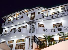 SaRu Holiday Apartment - Upto 6 Guests, huoneisto kohteessa Kandy