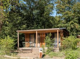 CityKamp Lyon، فندق في داردييِ