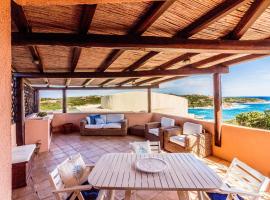 Cala Flores Sea View Apt 400m from the beach!, hotel in Porto Cervo