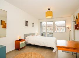 Stylish apartment with free BaselCard, parkimisega hotell sihtkohas Basel