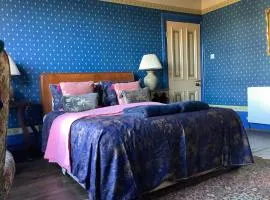 Rooms or Entire City House 6min drive to Stadium of Light
