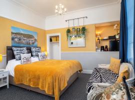 Glenholme Guest House - Room Only, hotel cerca de Parque Peasholm, Scarborough