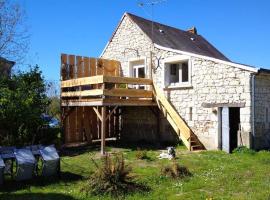 Gîte les pieds dans l'eau, feriehus i Chartrené