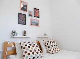 Citymajor Apartment-Free parking, hotel near Szell Kalman Square Metro Station, Budapest