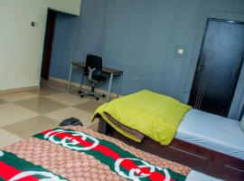ADBATES SUITES AND RECREATION, hotel v destinaci Oshogbo