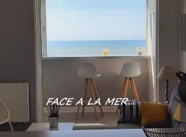 LE GRAND VOILIER - Face à la Mer