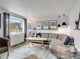 Large And Newly Renovated Holiday Home In Cozy Ingstrup