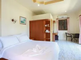 Khun Ying House