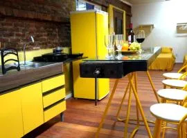 LOFT AMARELO temático prox ao Shopping Bourbon Ipiranga