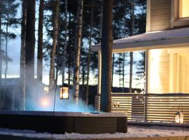 Luxurious Villa Snow with Jacuzzi, villa in Rovaniemi