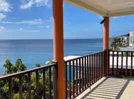 Vacation house at Playa Lagun Private Beach – domek wiejski w mieście Westpunt