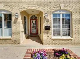 Walk to Downtown Cozy Lenoir Apartment!