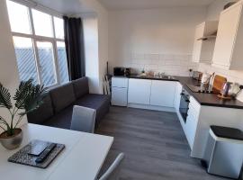 Granada Apartments Queen's Promenade, апартаменти у місті Блекпул