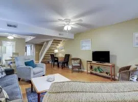 Private BBQ grill Two King Beds 2 Twins Bikes & Beach Gear included