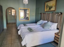 29B Zebra Street - InHimwe Guesthouse, hotel in Pietersburg