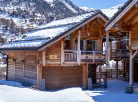 Chalet Mountainside avec sauna et jacuzzi à 200m des pistes, viešbutis mieste Vars