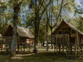 Camping Onlycamp Le Sabot, campsite in Azay-le-Rideau