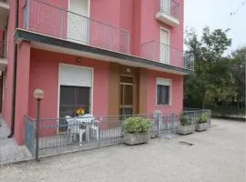 Great apartment for 12 guests 50mt from the sea