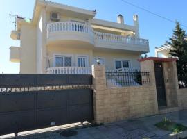 Loutraki view, cottage in Loutraki