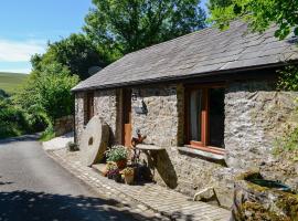 The Smithy, cottage in Brentor