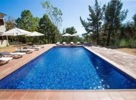 Catalunya Casas: Spacious Villa Vera up to 24 guests, a short drive to Blanes!