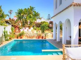 Villa Mas Tranquila - A stylish villa with pool 150 m from the beach