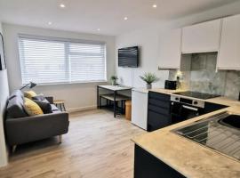 Eastern Green Apartment, Penzance - Beach access and Parking, apartment in Penzance