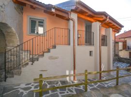 Cozy Home In Albagnano Di Bee With Wifi, Hotel in Bee