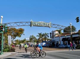 Beach Style Home~Heart of Encinitas, Close to Beaches & Shopping, hotel la plajă din Encinitas