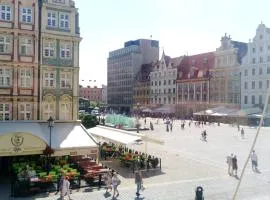 Happy Apartments - Economy