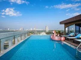 Gold Plaza Hotel - Located just 100m from the Walking Street