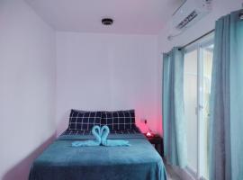 Bais Staycation, hotel v destinaci Bais
