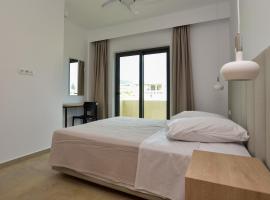 Rosemary Apartments, serviced apartment in Palaiochora