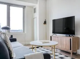 E Cambridge Studio w Pool Gym nr Lechmere T BOS-667