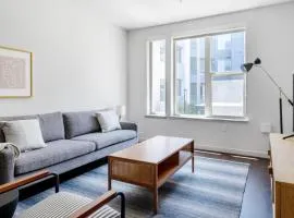 Milpitas 1BR w Gym Pool nr BART Great Mall SFO-543