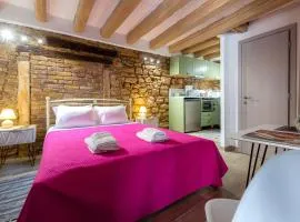 Venetian Sterna Casa