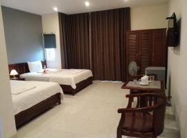 GOLD Hotel, hotel con parcheggio a Da Nang