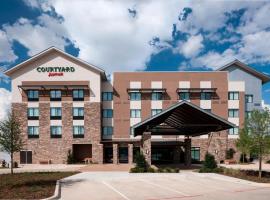 Courtyard by Marriott Fort Worth Alliance Town Center, hotel with parking in Fort Worth
